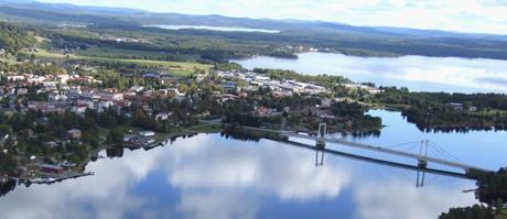 Uitzicht over de stad Strömsund.
