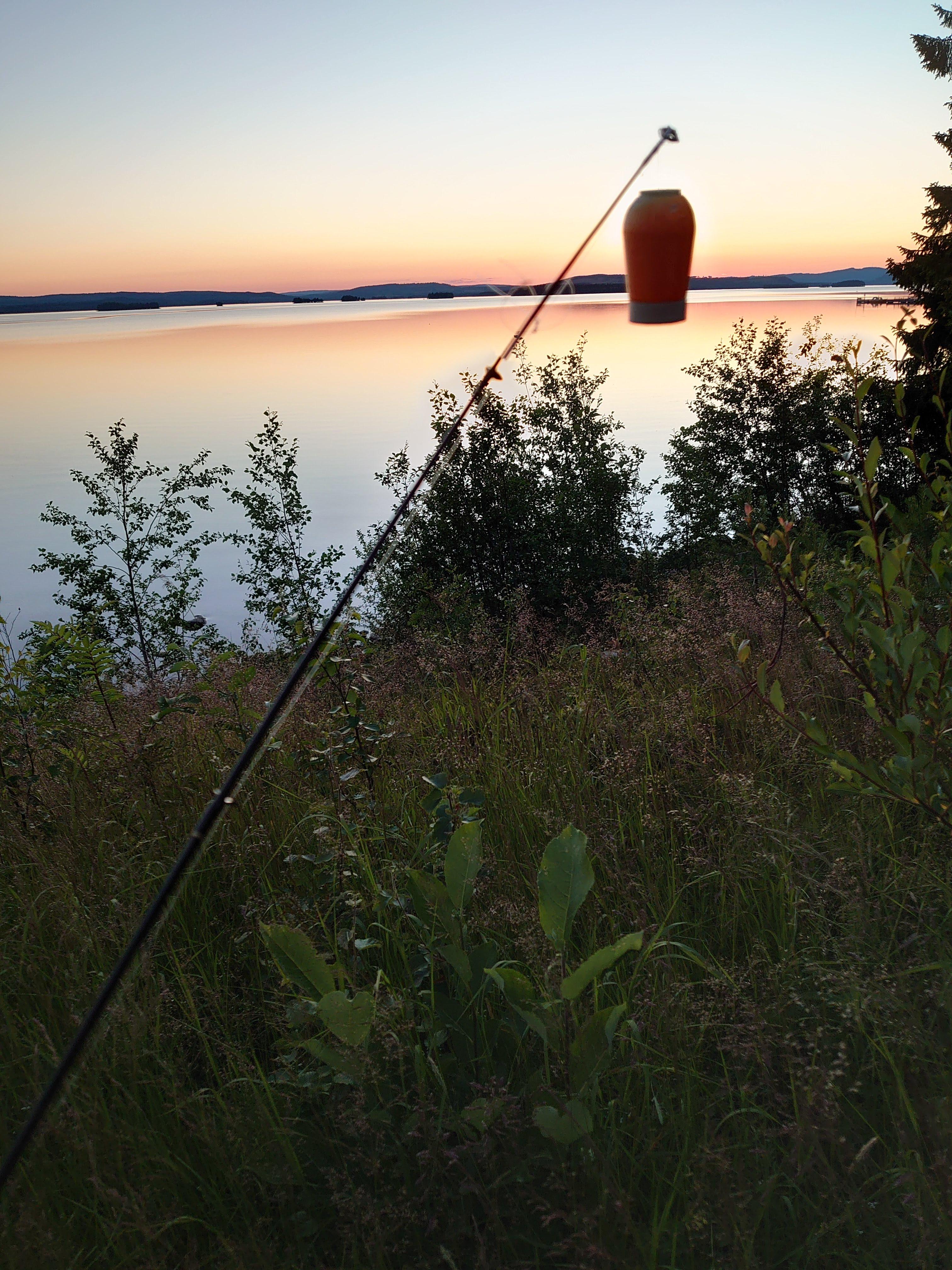 På väg ut och fiska.